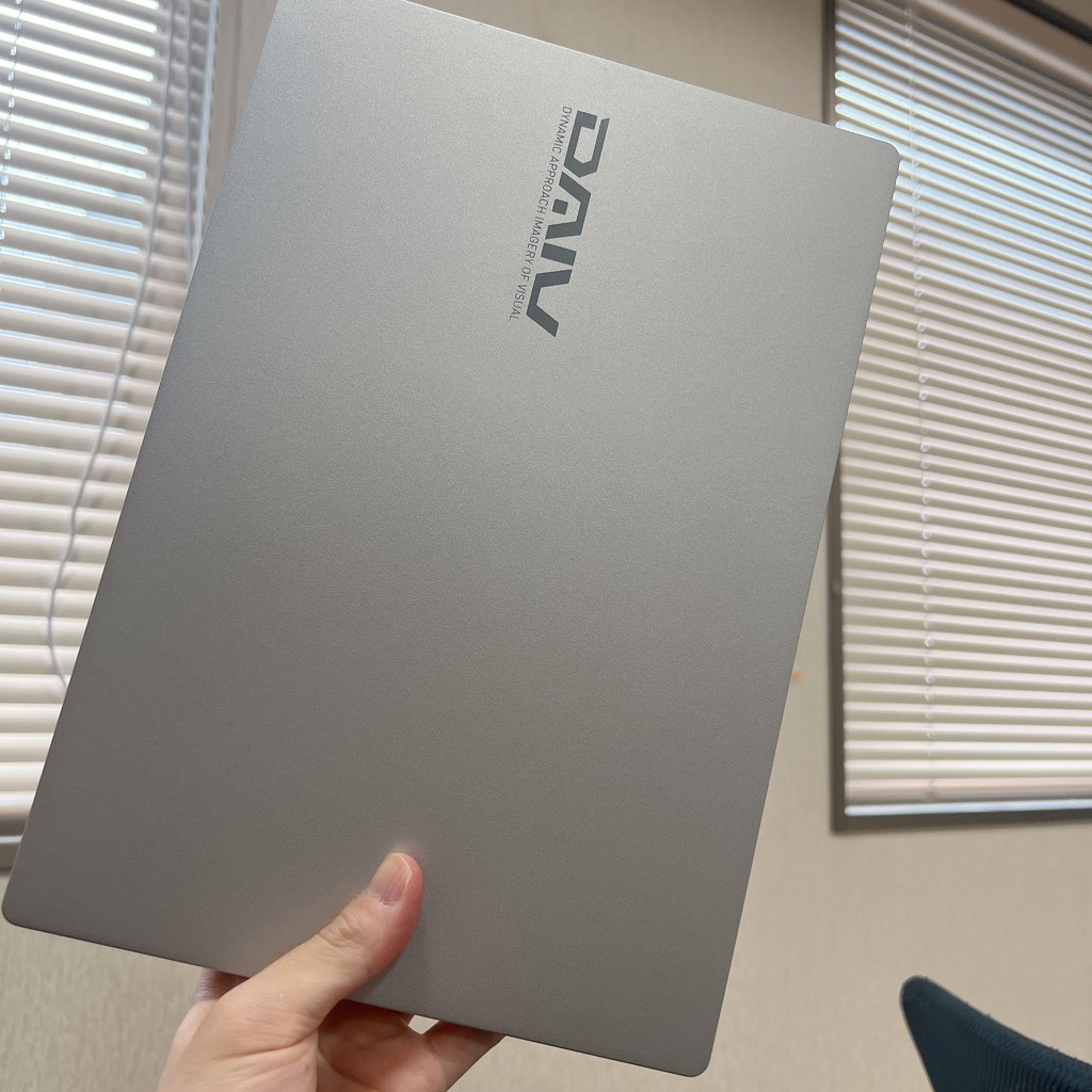 DAIV 4P Windows 11 Iris Xe グラフィックス搭載 高性能 軽量ノート