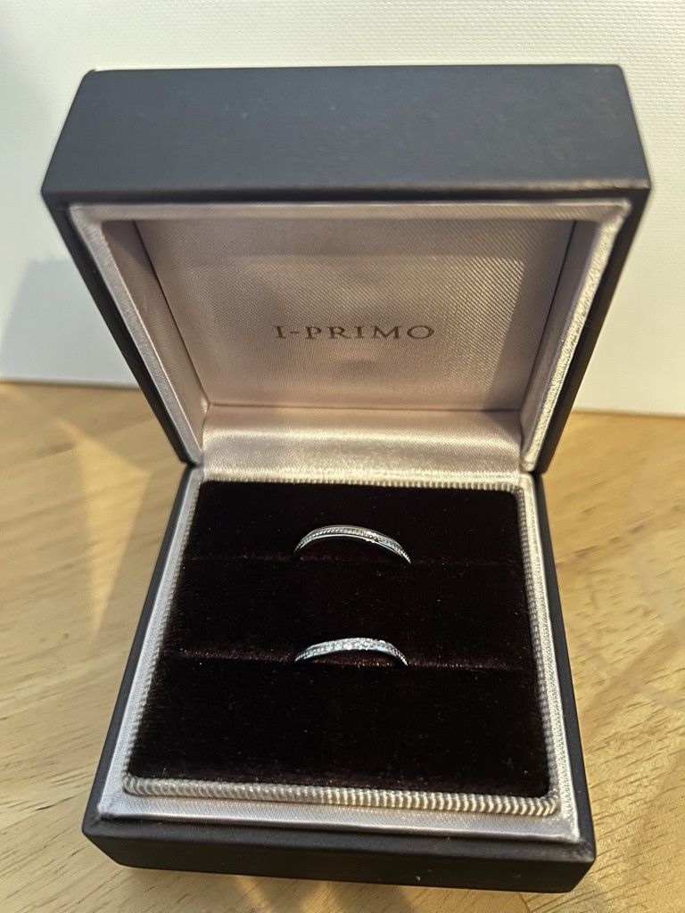 ディオーネwave ディオーネ Wave｜結婚指輪（マリッジリング）｜カップルに人気の婚約