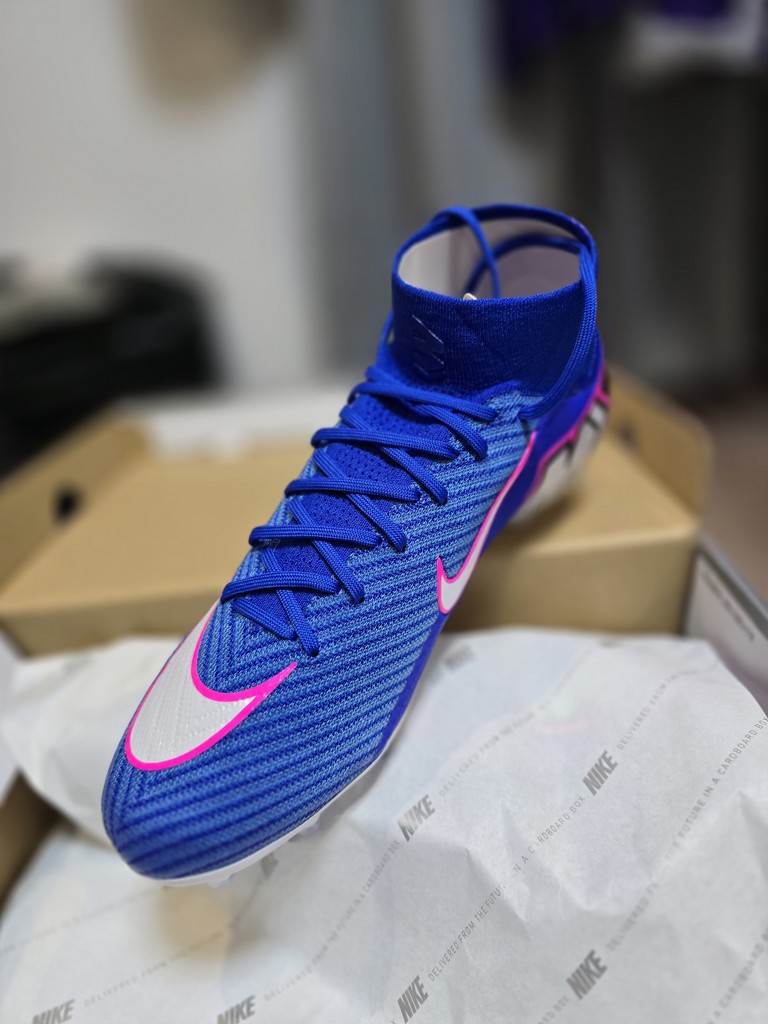 ズーム マーキュリアル スーパーフライ 10 エリート AG-PRO／サッカー