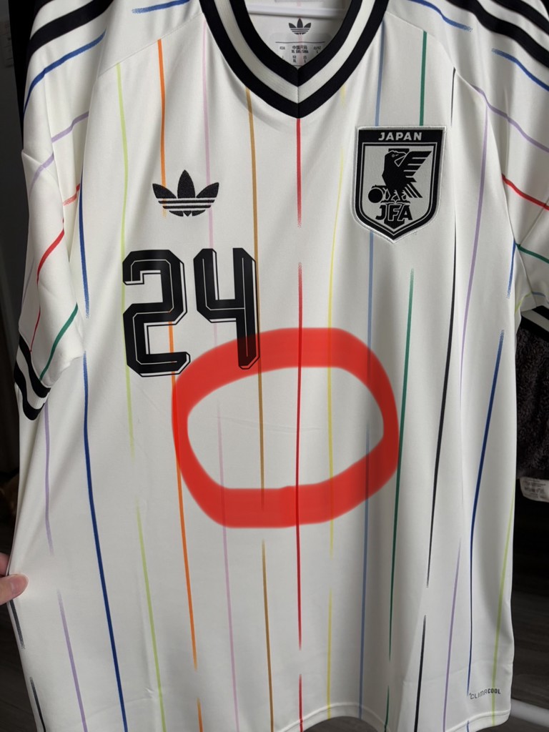 アディダス サッカー日本代表 2026 アウェイ レプリカ ユニフォームの