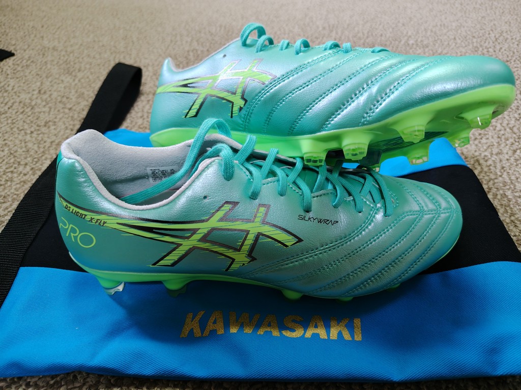 DS LIGHT X-FLY PRO 3／サッカーショップKAMO