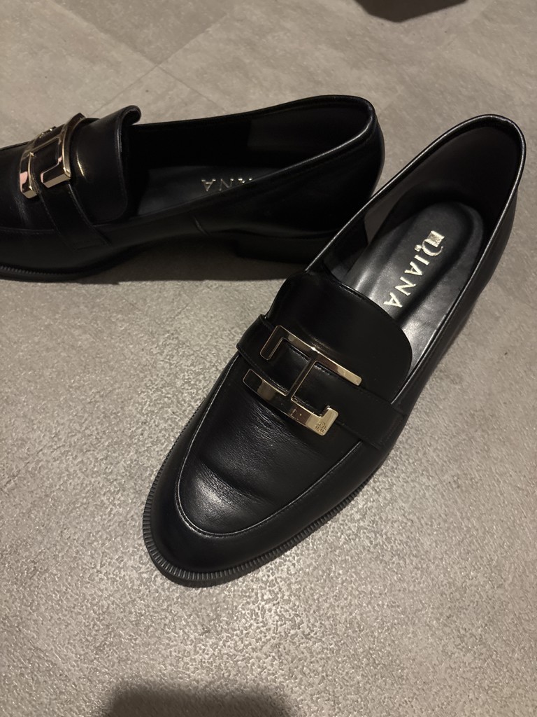 靴・バッグのダイアナ通販サイト ｜ WD43376: シューズ 【dianashoes.com】