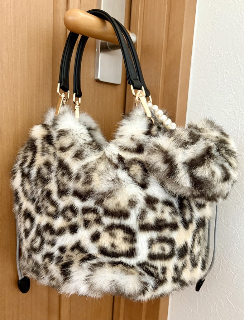 靴・バッグのダイアナ通販サイト ｜ PE5704: バッグ 【dianashoes.com】