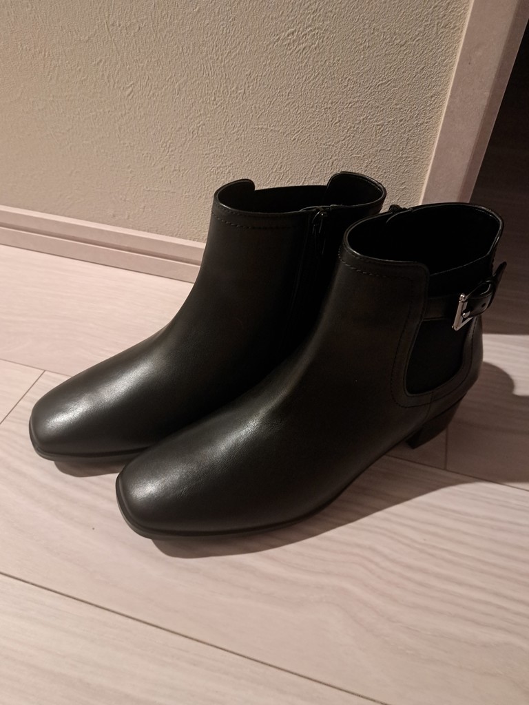 靴・バッグのダイアナ通販サイト ｜ YG64634: シューズ 【dianashoes.com】