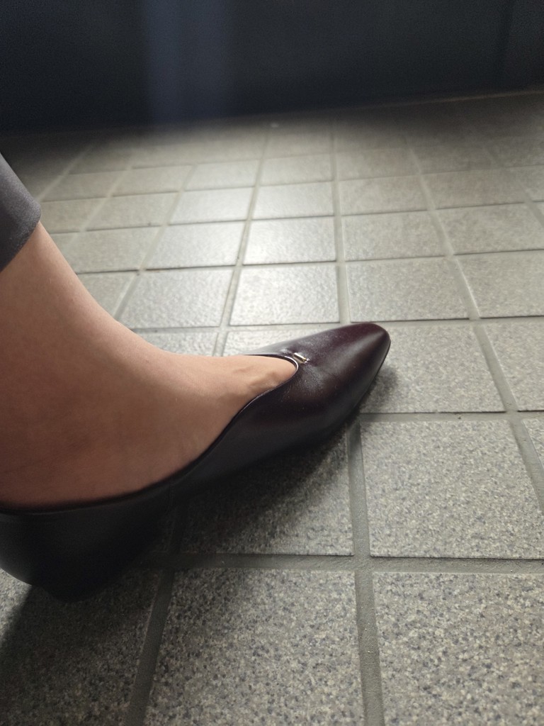 靴・バッグのダイアナ通販サイト ｜ WD42374: シューズ 【dianashoes.com】