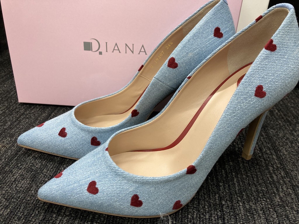 靴・バッグのダイアナ通販サイト ｜ U19207: シューズ 【dianashoes.com】