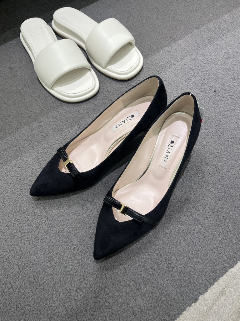 靴・バッグのダイアナ通販サイト ｜ G15114: シューズ 【dianashoes.com】