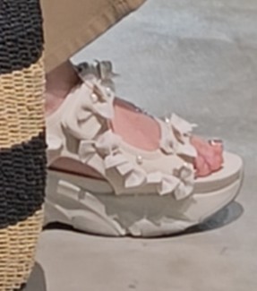 靴・バッグのダイアナ通販サイト ｜ MF56529: シューズ 【dianashoes.com】