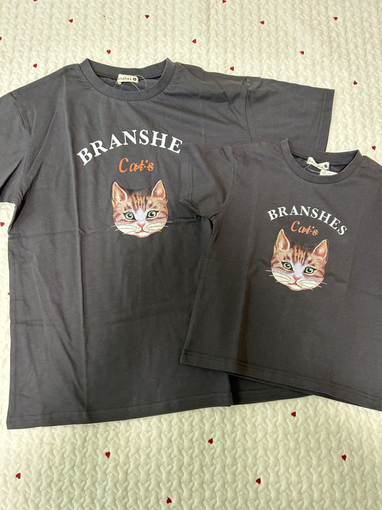 Cat's ISSUE】ネコプリント半袖Tシャツ（おとな） ｜子供服&ベビー服 ブランシェス 公式通販オンラインショップ