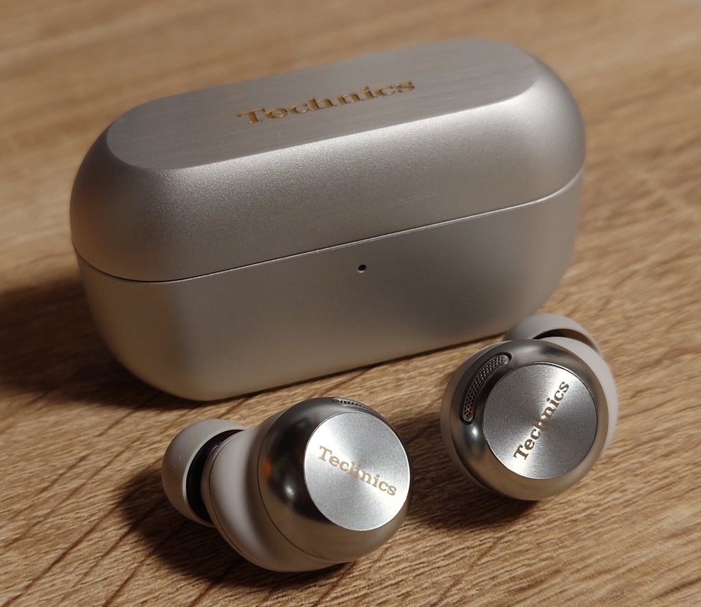 AZ100 美品 Technics EAH-AZ100-K｜新品通販フジヤエービック