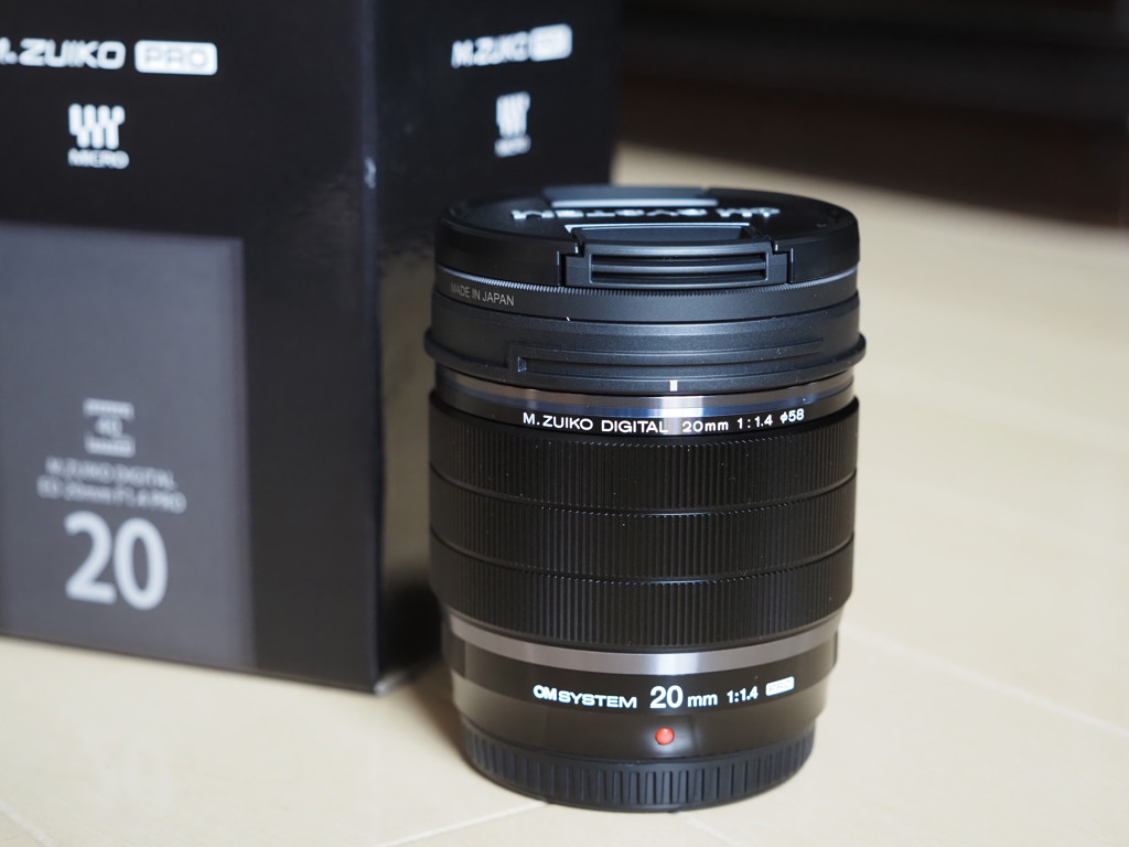 【値下げ・美品】OM SYSTEM M.ZUIKO 20mm F1.4 PRO OM System M.Zukio 20mm F1.4 Pro Lens | Henry's