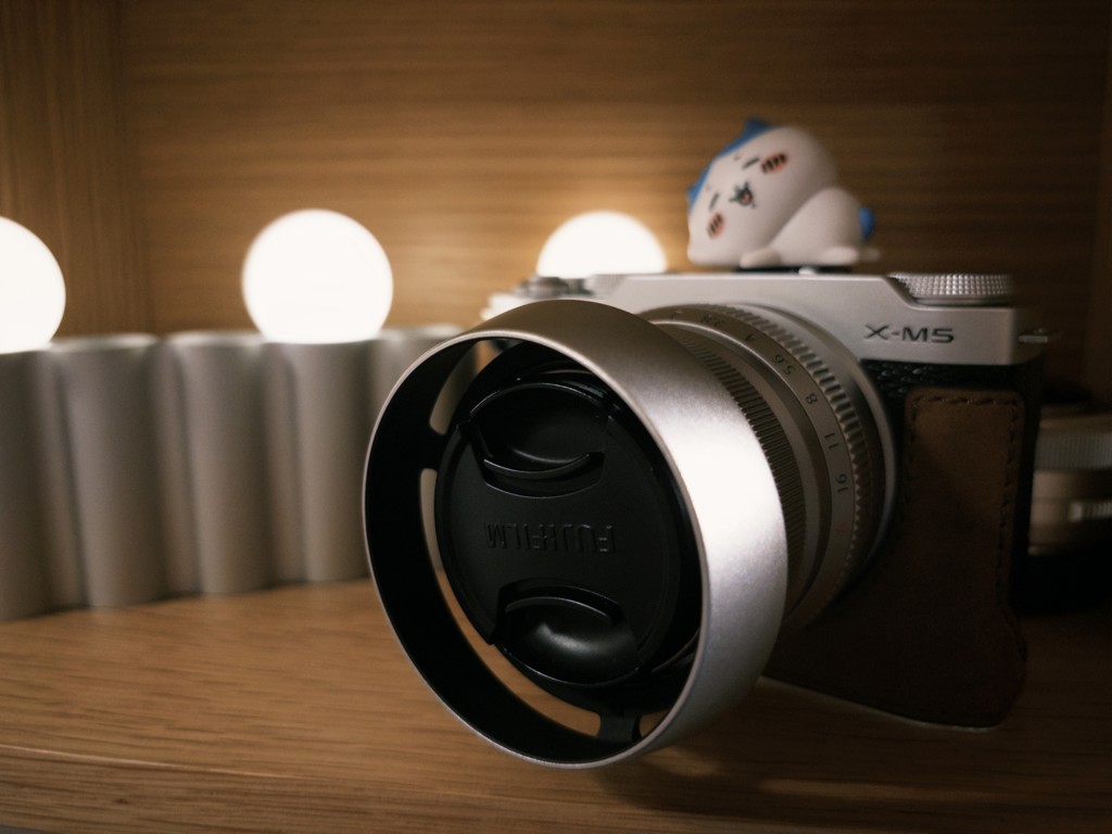 富士フイルム FUJIFILM X-M5 XC15-45mmレンズキット ブラック