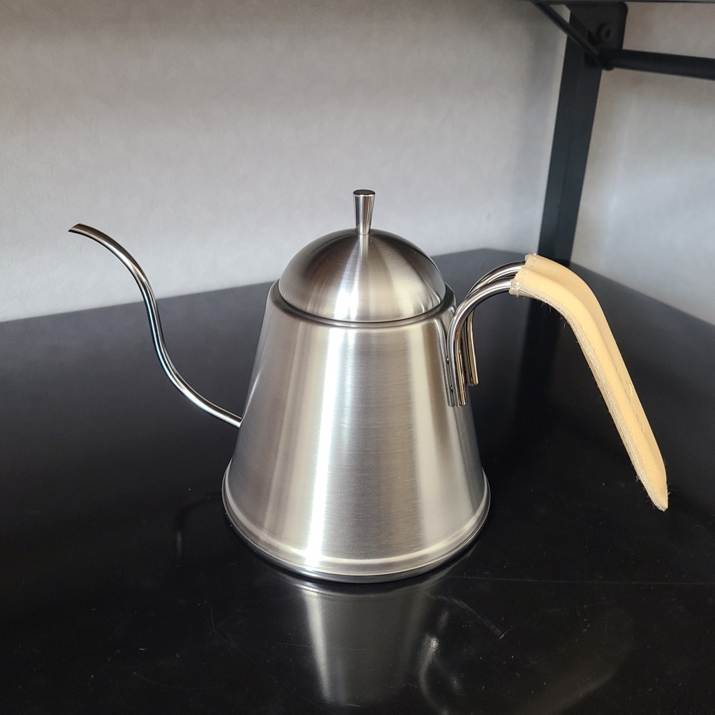 【Cheltenham】 ビクトリアン エンボスのコーヒーポット 珈琲考具 ドリップポット ITTEKI ステンレスハンドル 0.7L