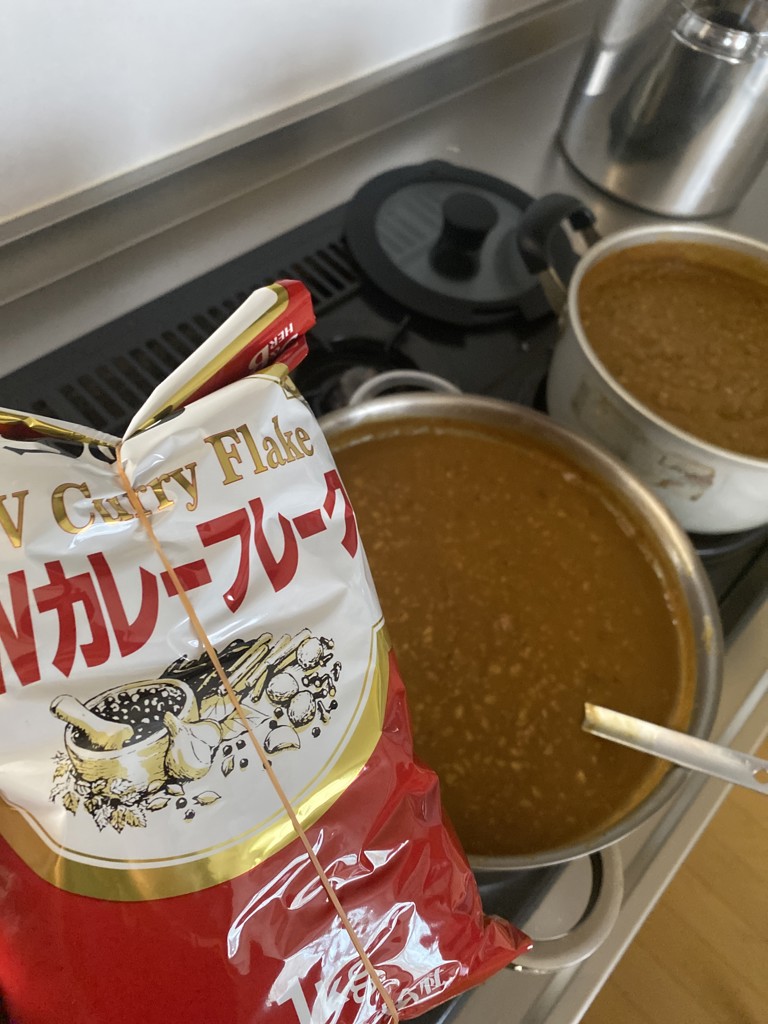 NEWカレーフレーク1kg: 業務用｜エスビー食品公式通販 お届けサイト