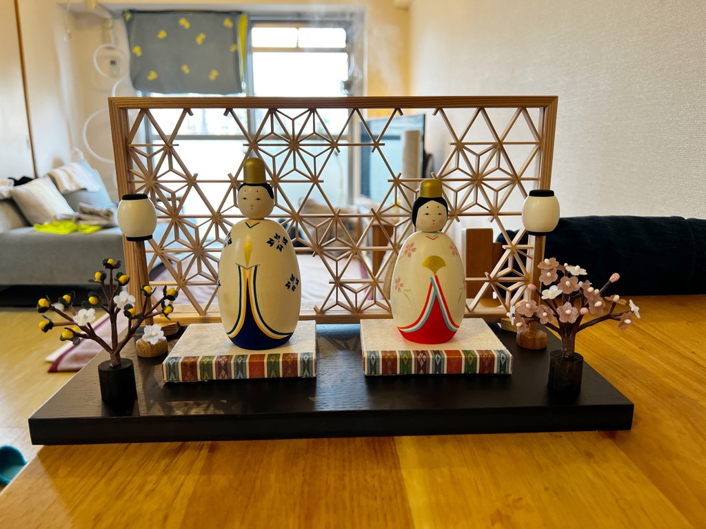 中川政七商店　鳴子こけしの雛飾り小 鳴子こけしの雛飾り 小｜家を装う｜中川政七商店 公式サイト