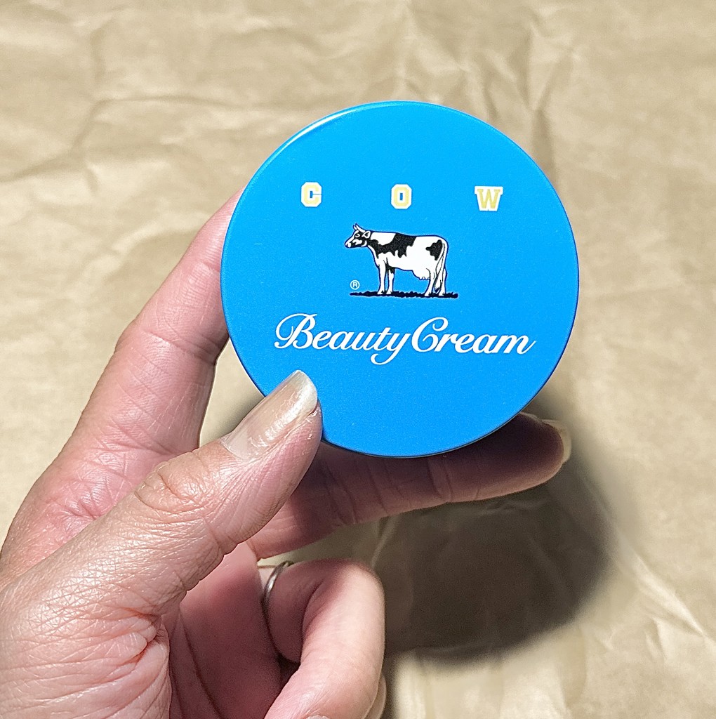 カウブランド青箱 ビューティクリーム(直径7×高さ3㎝ / 約95g（容器
