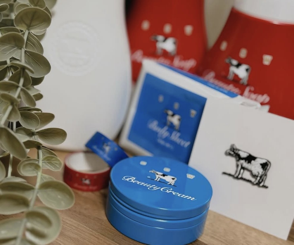 カウブランド青箱 ビューティクリーム(直径7×高さ3㎝ / 約95g（容器
