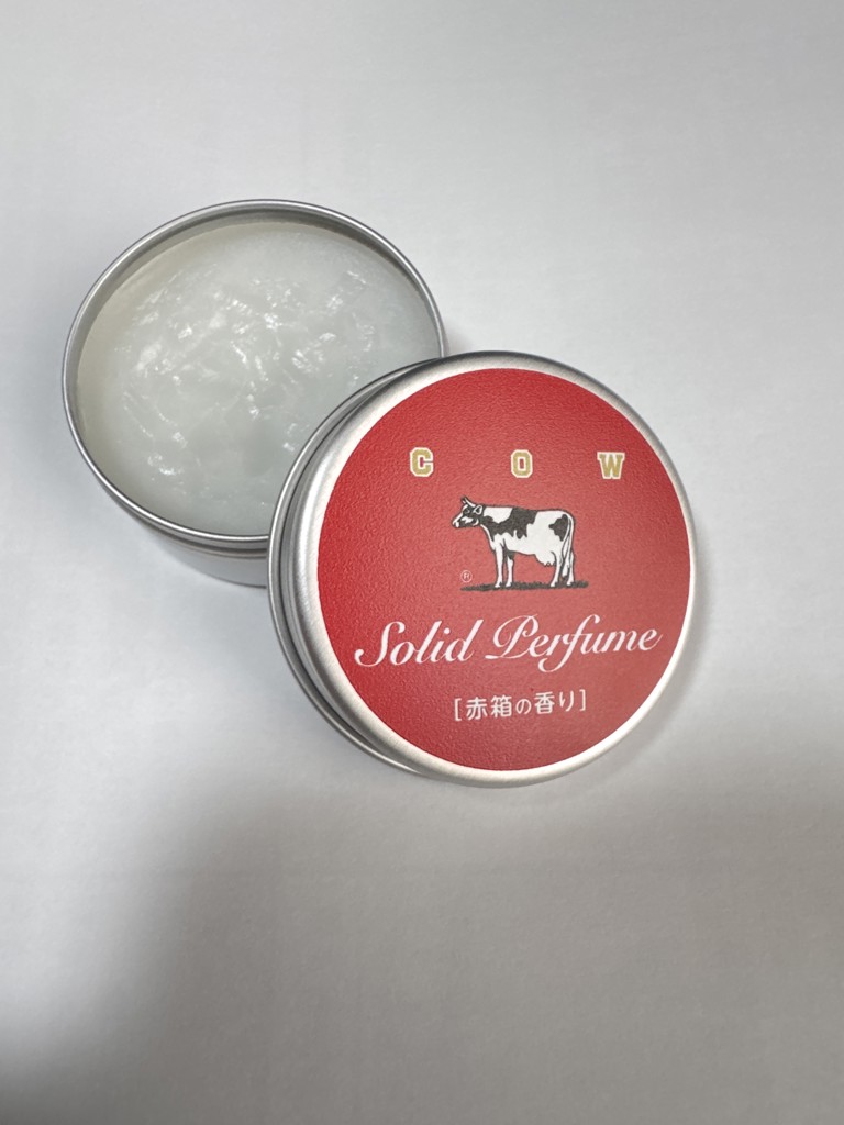 カウブランド 赤箱の香りの練り香水(4.5×4.5×2㎝ / 19g（容器包装含