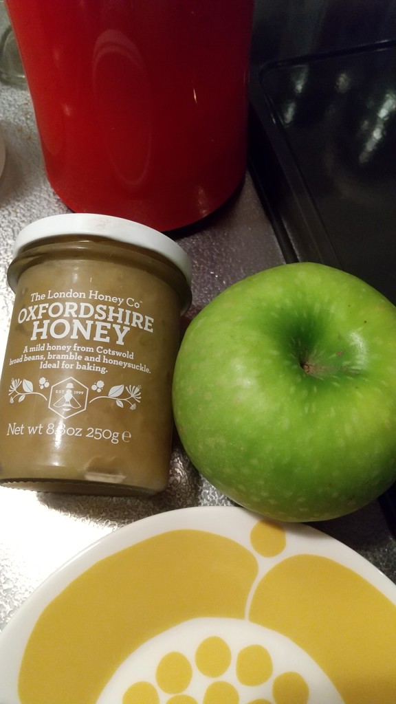 リンゴS S41 紅玉 青森県産りんご リンゴ チビサイズ わんつか1kg〜 - メルカリ