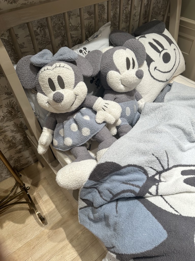 Sleep】Mickey & Minnie/抱き枕(グッズ)｜ルームウェア・パジャマ通販
