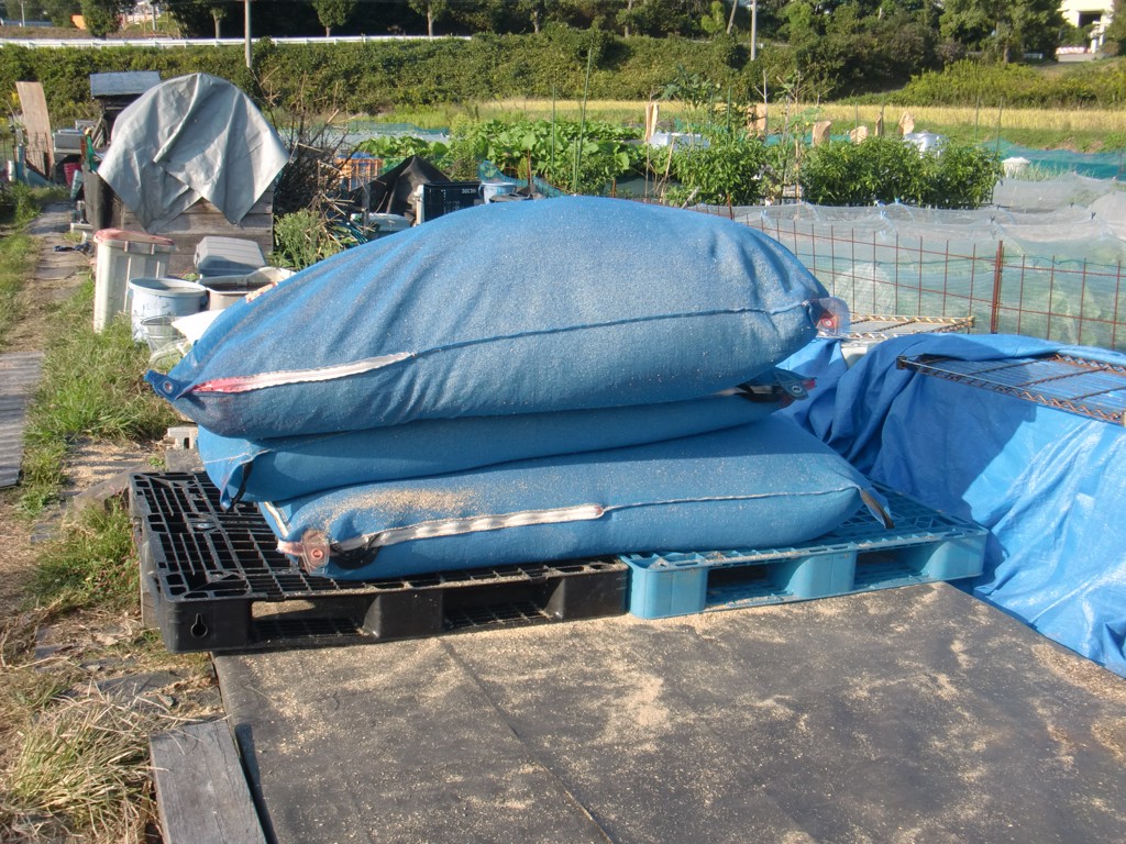 ヌカロン(M型(95x120cm)): 農業資材