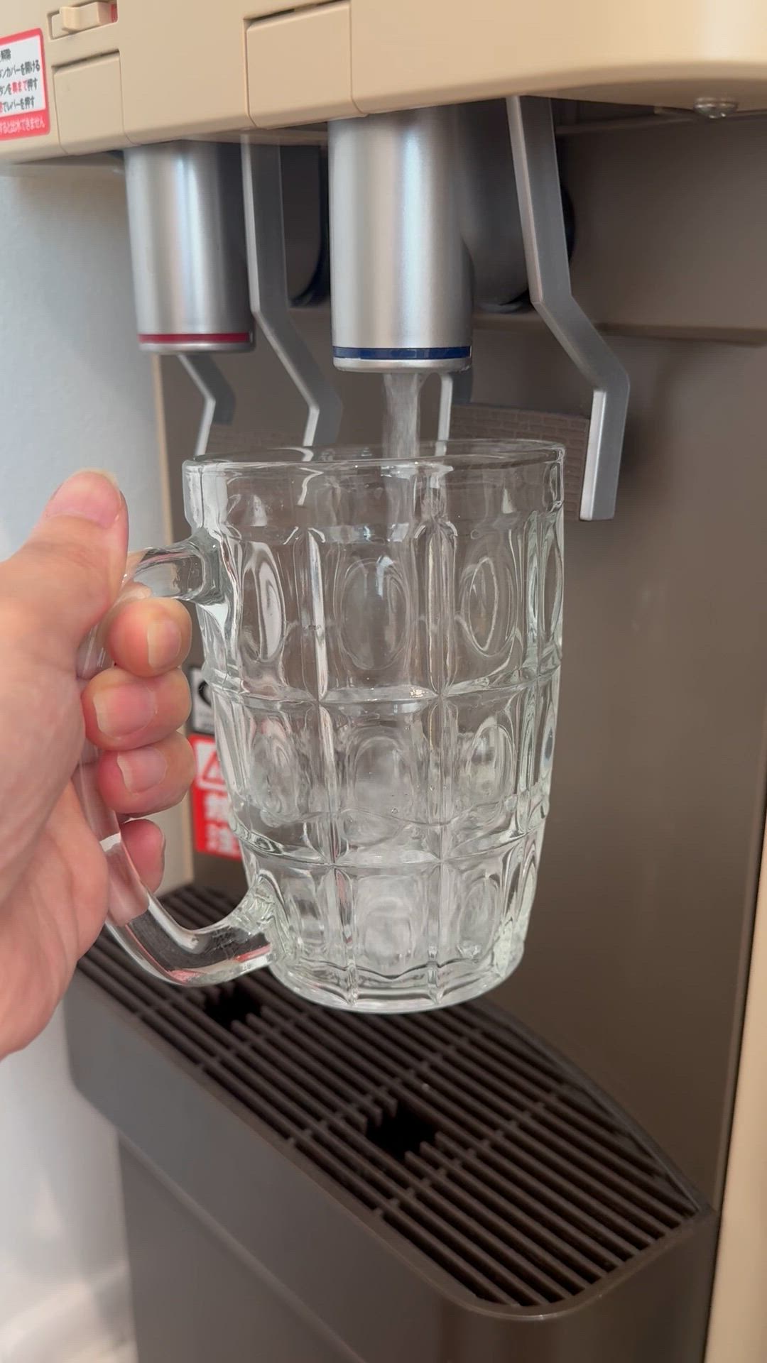 amadana スタンド型浄水器 黒　フタツキ amadana（アマダナ）スタンダードサーバー｜天然水ウォーター