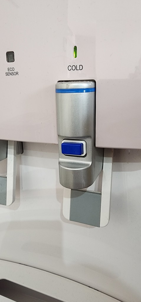 プレミアムな水・もの・暮らし |スリムサーバーⅢ 【冷水コック専用