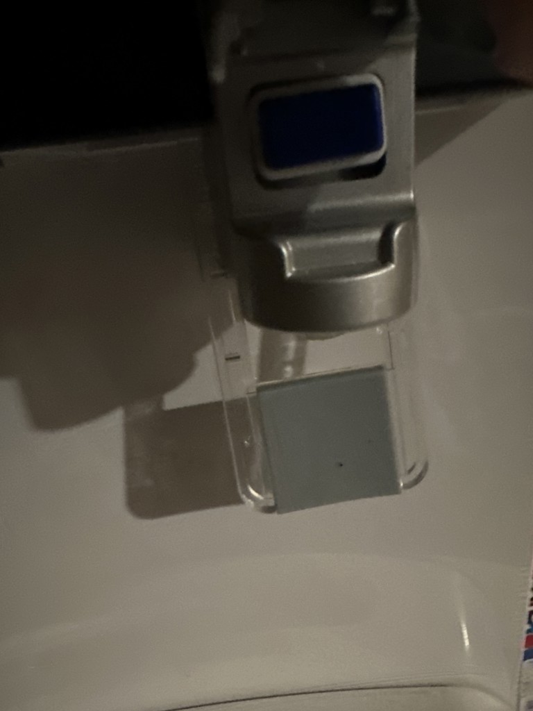 美品　動作確認済み　エア・ウォーター 冷温水器 ER-1301L 上部タンク式 美品 動作確認済み エア・ウォーター 冷温水器 ER-1301L 上部