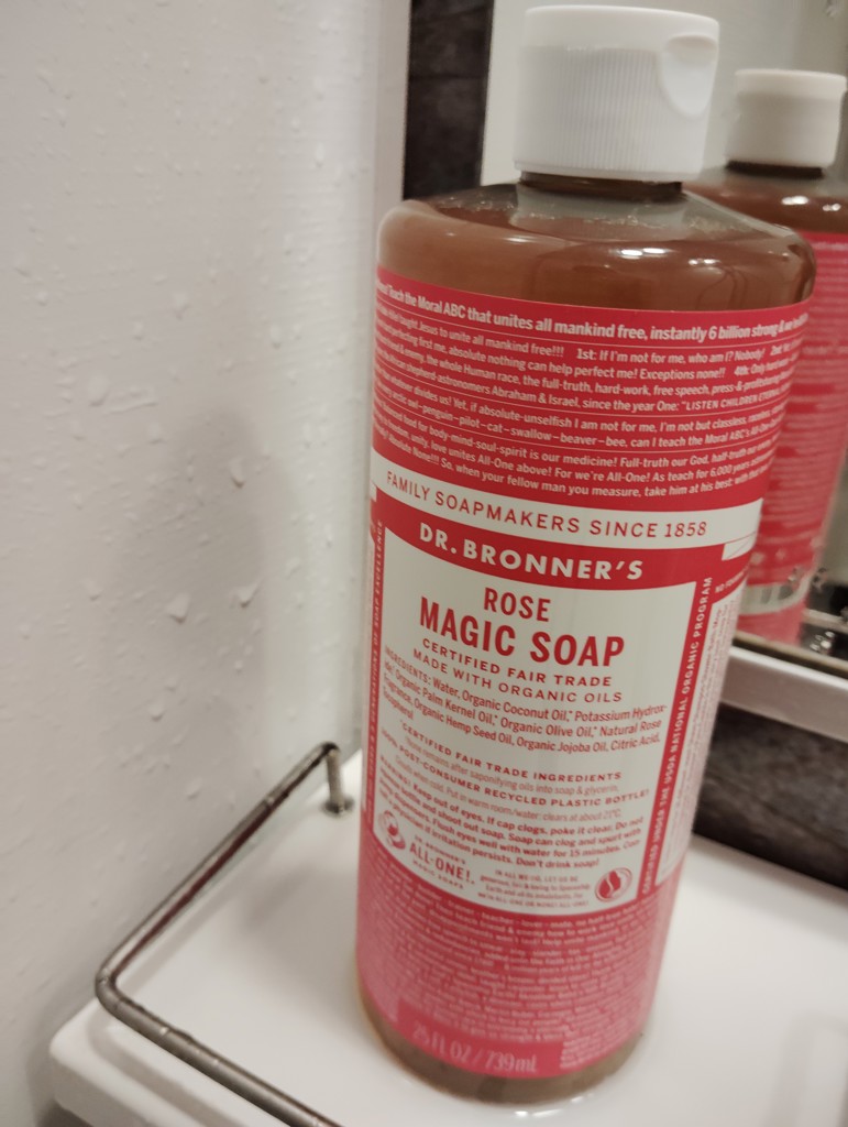 アウトレット＞ドクターブロナー マジックソープ 739mL: DR.BRONNER'S