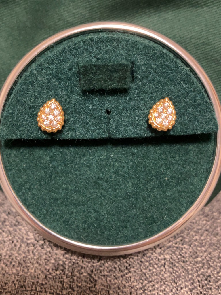 中古のブシュロン(BOUCHERON)のジュエリーを買うならギャラリーレア