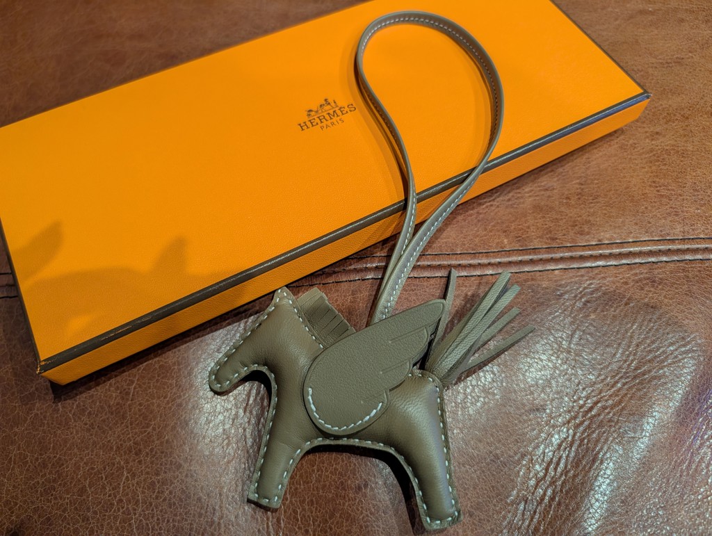 エルメス(HERMES)のアイテムをオンラインで買うなら｜ギャラリーレア