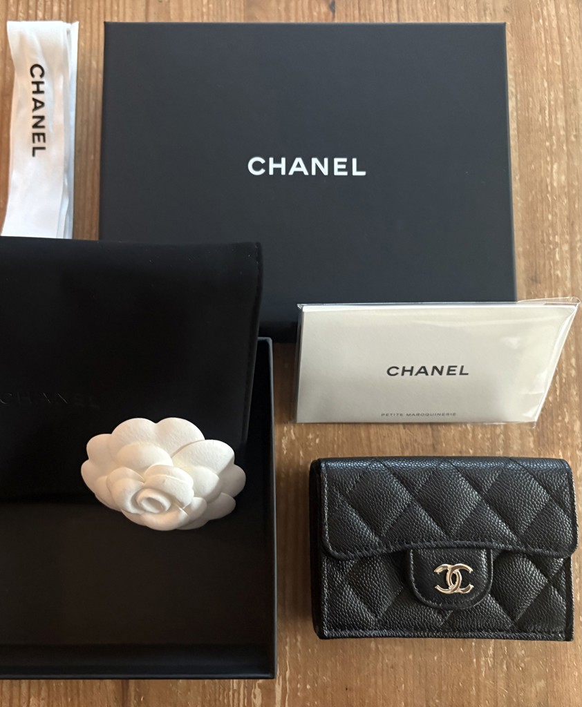 シャネル(CHANEL)の財布をオンラインで買うなら｜ギャラリーレア公式
