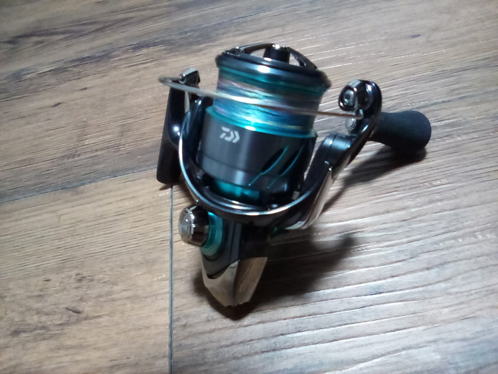 ダイワ エメラルダス X LT2500 24年モデル スピニングリール