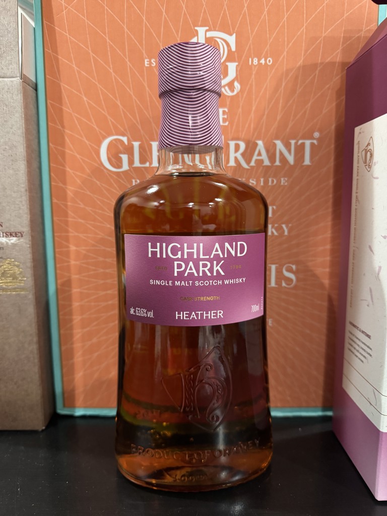 ハイランドパーク カスクストレングス：ヘザー 700ml 63.6度 – 酒庫