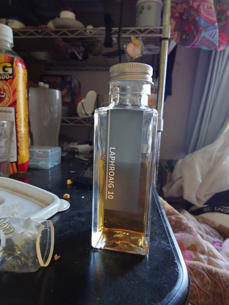 ラフロイグ10年 100ml（量り売り） | ウイスキーミュージアム イギリス