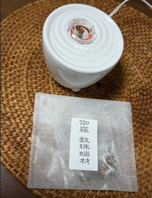sizuro 電子香炉セット 月白 | 香炉・香皿 | 日本香堂公式