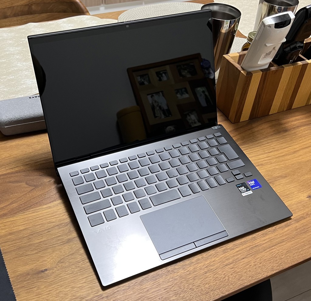 VAIO SX14-R | ALL BLACK EDITION (2026年5月発売モデル)｜VAIO公式
