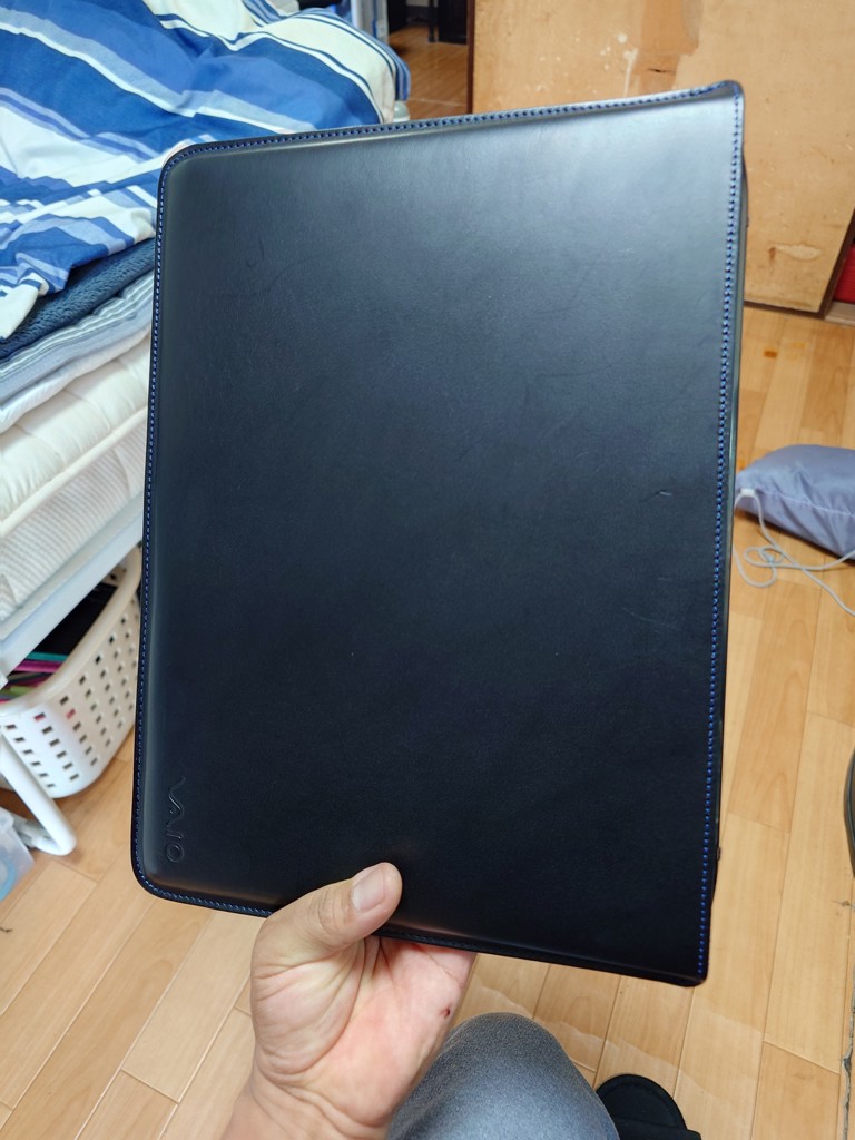 VAIO SX14-R専用レザーPCケース｜VAIO公式 オンラインストア｜VAIO STORE