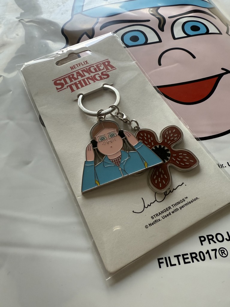 Max（マックス）金属キーリングシルバー Stranger Things