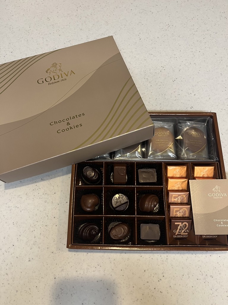 チョコレート&クッキー アソートメント（チョコレート19粒/クッキー8枚