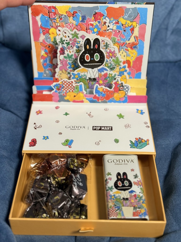 GODIVA × LABUBU チョコレート ポップアップボックスのレビュー