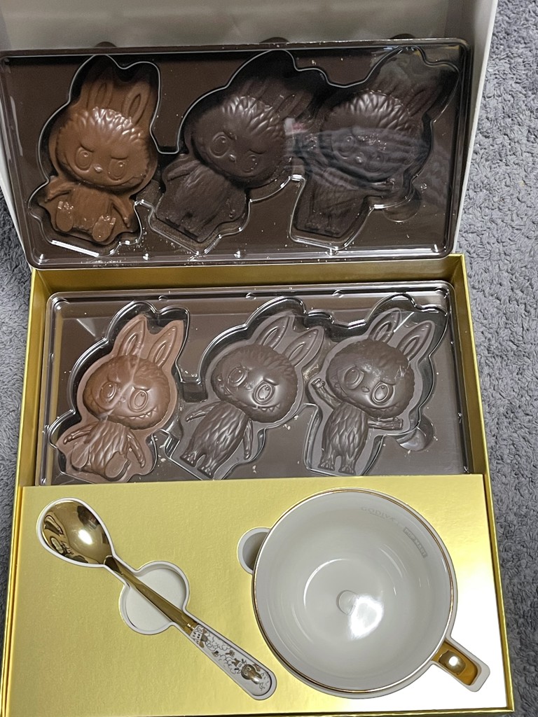 GODIVA × LABUBUチョコレート & ティーカップセットギフトボックス 送料無料】GODIVA × LABUBU チョコレート & ティーカップセット ギフト