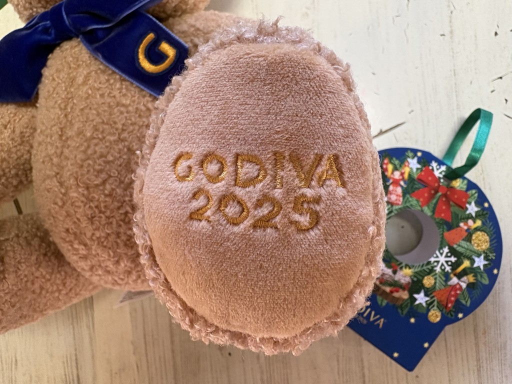 ゴディバ ブッシュ ド ノエル ベア & G キューブ オーナメント（2粒入