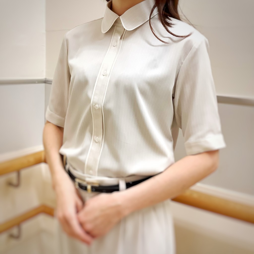 美品BEIGEベイジ シャツ　ブラウス　ベージュ　4 麻混素材日本製岩田屋希少 ⭐︎美品⭐︎Plage 亜麻 mix wash シャツ ベージュ 長袖 はおり - メルカリ