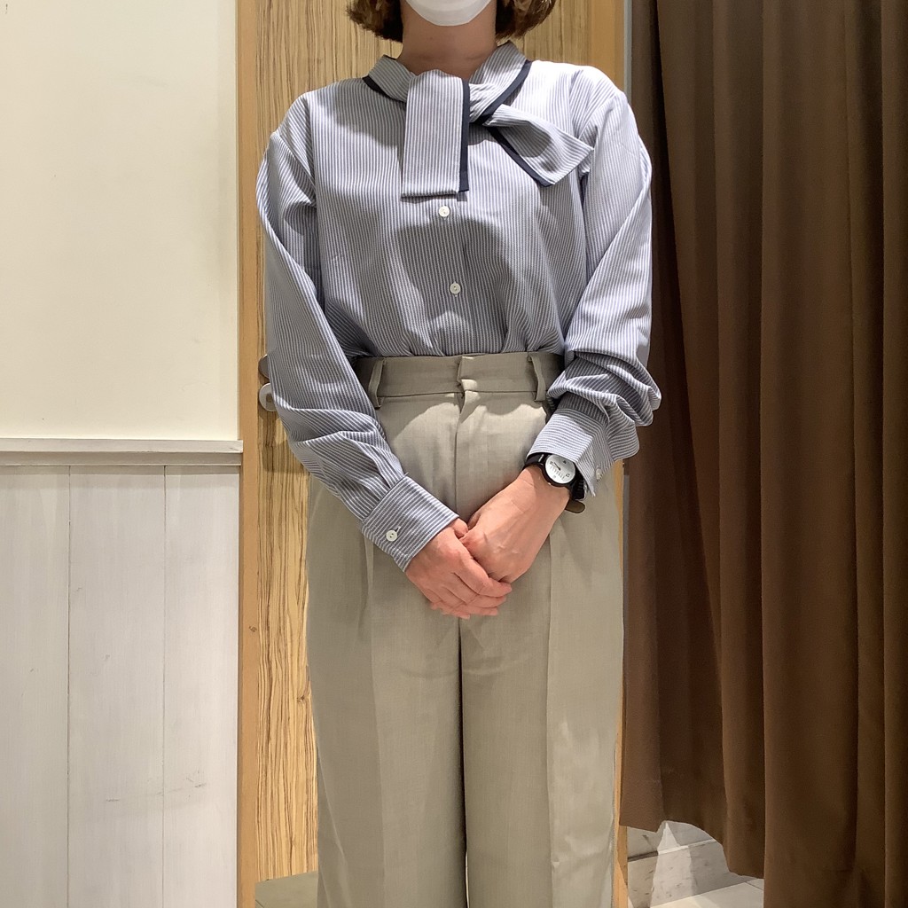カジュアルシャツ COFREX 配色ショートボウタイブラウス 長袖 カジュアルシャツ COFREX 配色ショートボウタイブラウス 長袖
