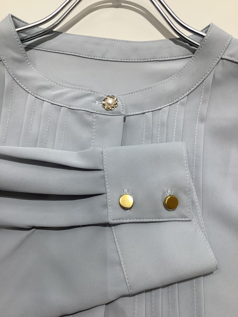 ブラウス ピンタックビジュー釦 長袖 サックス レディース(M