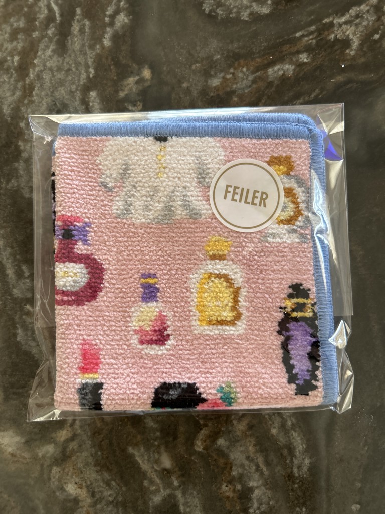 FEILER「ISETAN HANEDA SHOPPING 2 ペールピンク/アオ」(ペールピンク