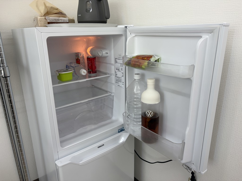 冷蔵庫 一人暮らし 小型 2ドア 106L (冷蔵室73L/冷凍室33L) YFR-D111(W