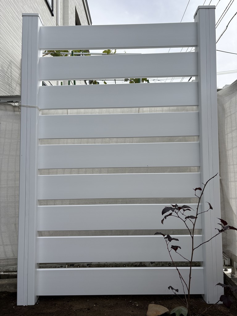 フェンス 目隠し 樹脂 固定金具セット 幅120高さ179 TPF1218A1