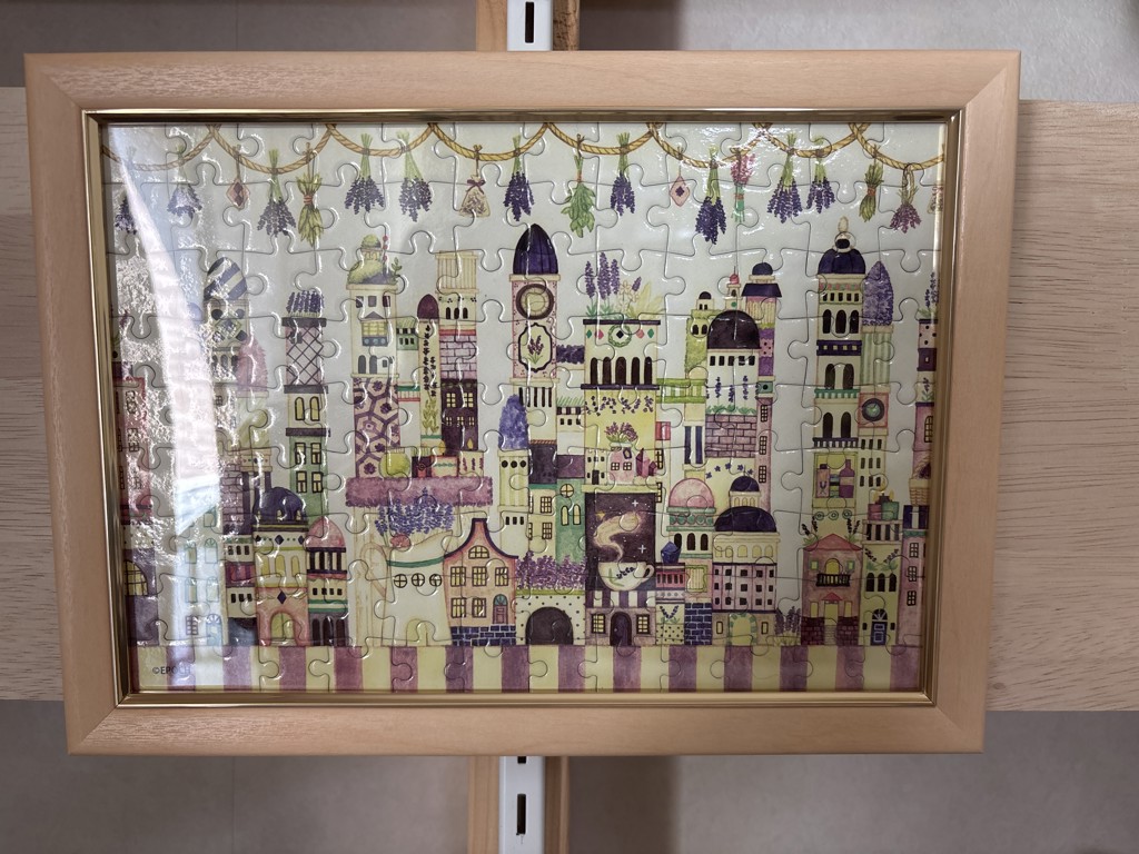 EPO-02-602 西村典子 ラベンダーの街 108ピース エポック社 の商品詳細